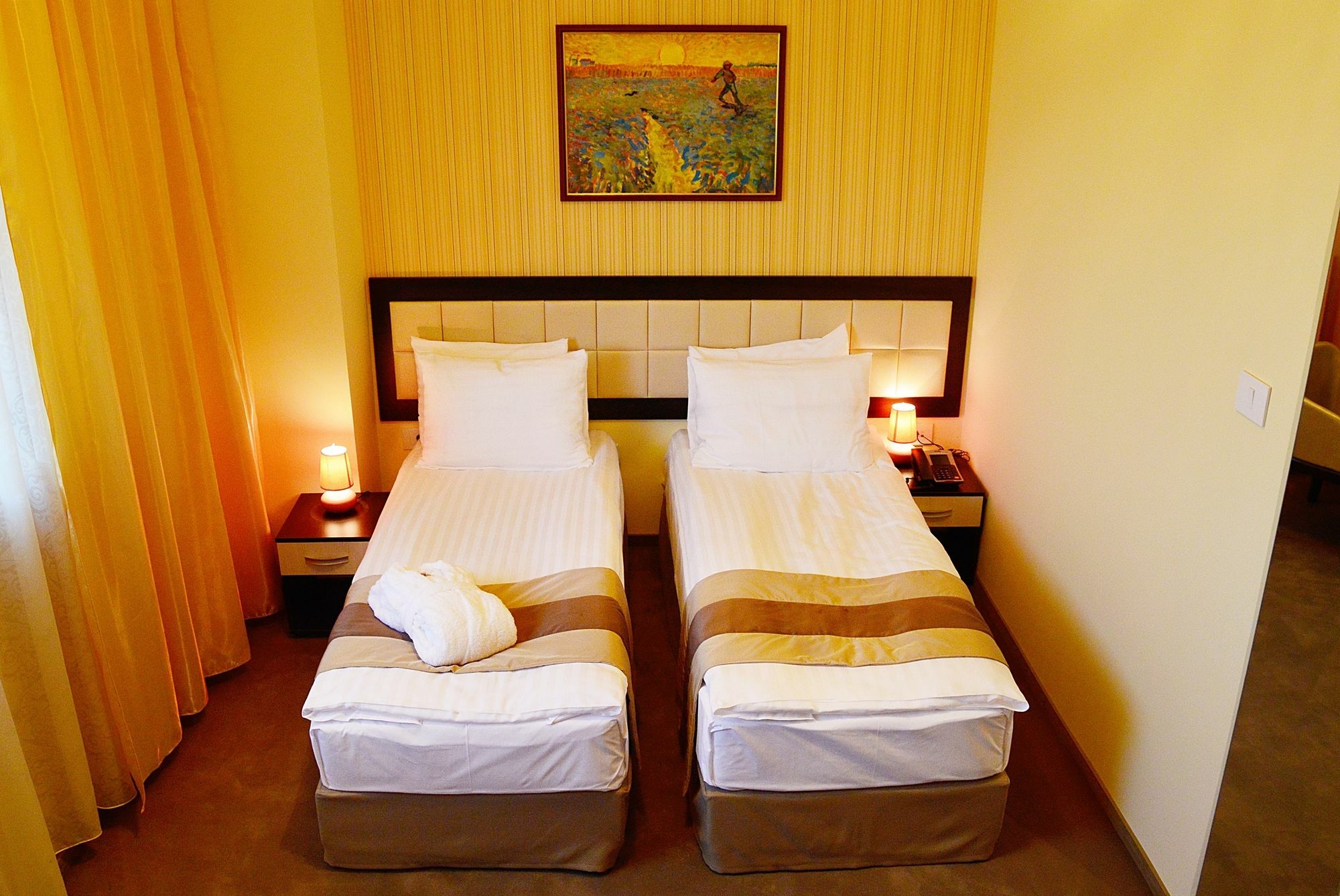 Best Western Plus Briston Otopeni Exterior foto